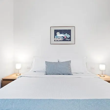 Lovely Flat W Balconies In Monteverde Apartment Rome