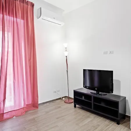 Lovely Flat W Balconies In Monteverde Apartment Rome