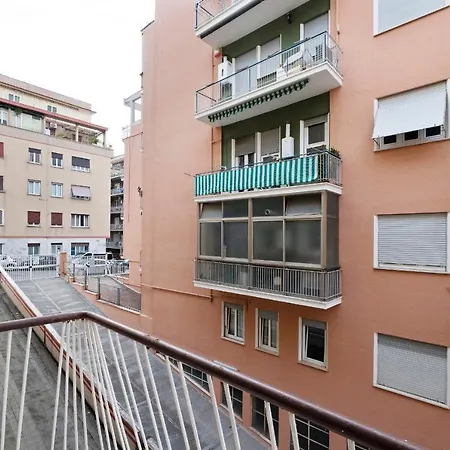 아파트 Lovely Flat W Balconies In Monteverde 로마